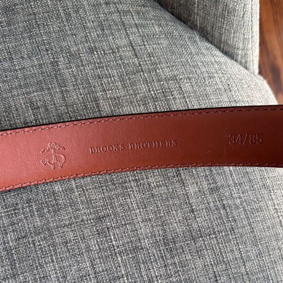 Brooks brothers women’s Classic Brown Leather Belt silver buckle size 34/85 NWOT